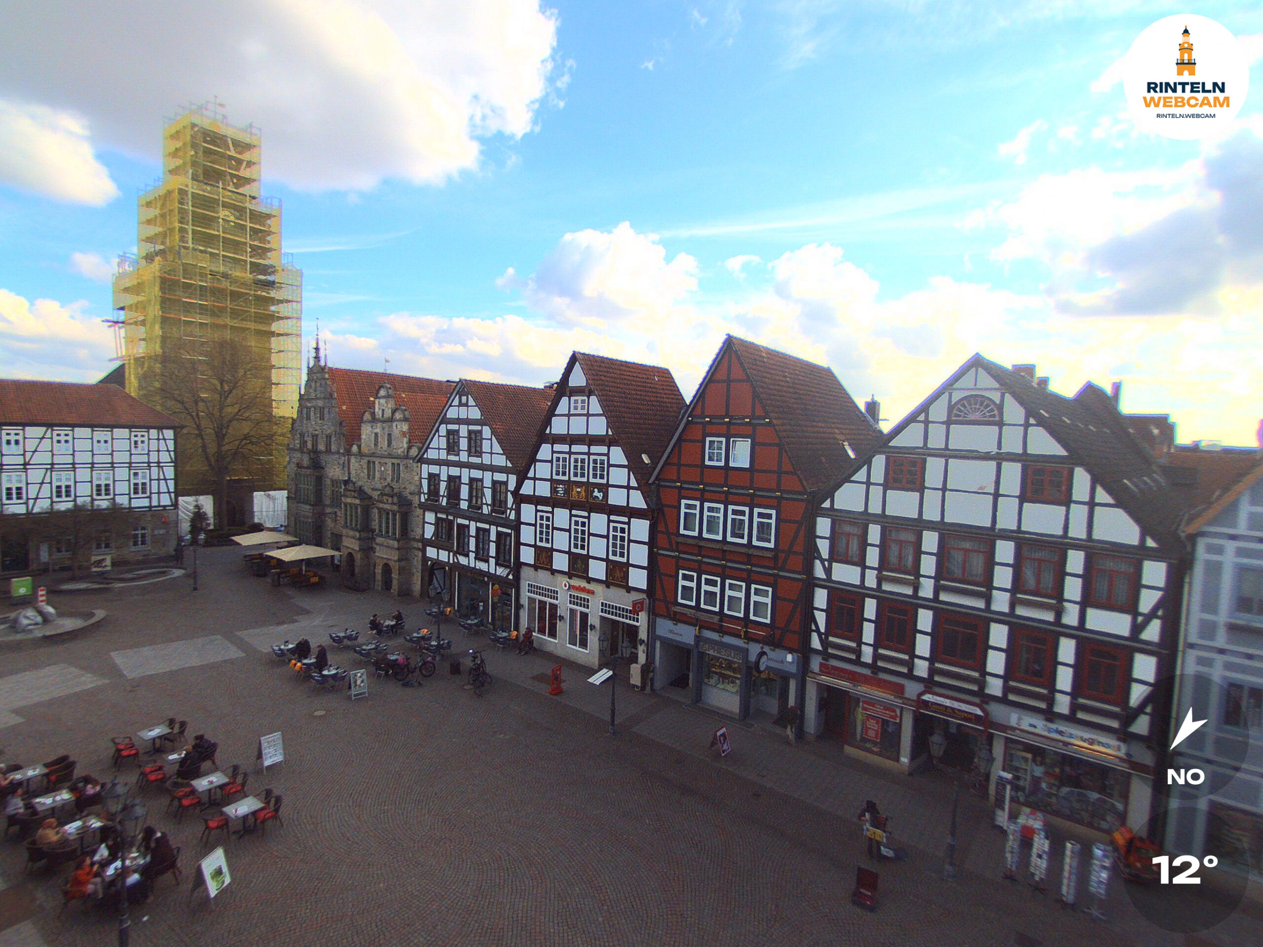🕒 Update Rinteln (14:44 Uhr): 12,2°C. Der Sonnenuntergang folgt um 18:36 Uhr.