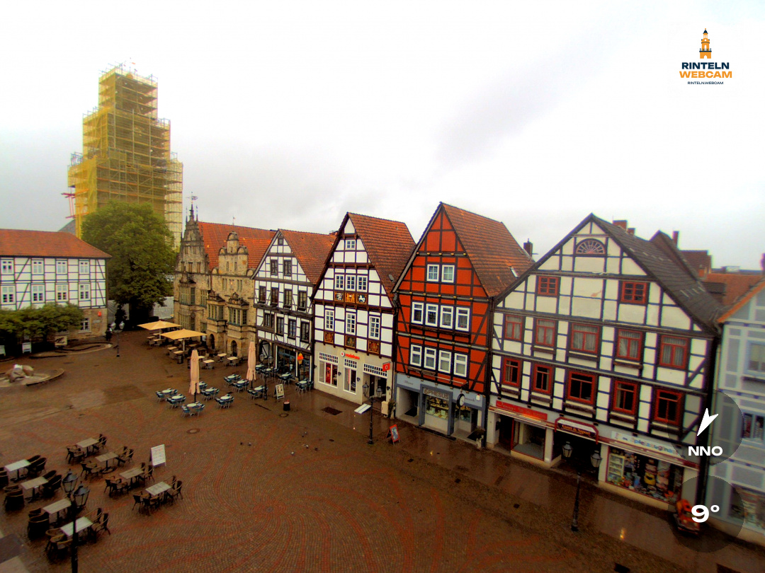 🕒 Update Rinteln (Sicht: Blick auf den Rintelner Marktplatz in Richtung St. Nikolai-Kirche) um 16:00 Uhr: 9°C.