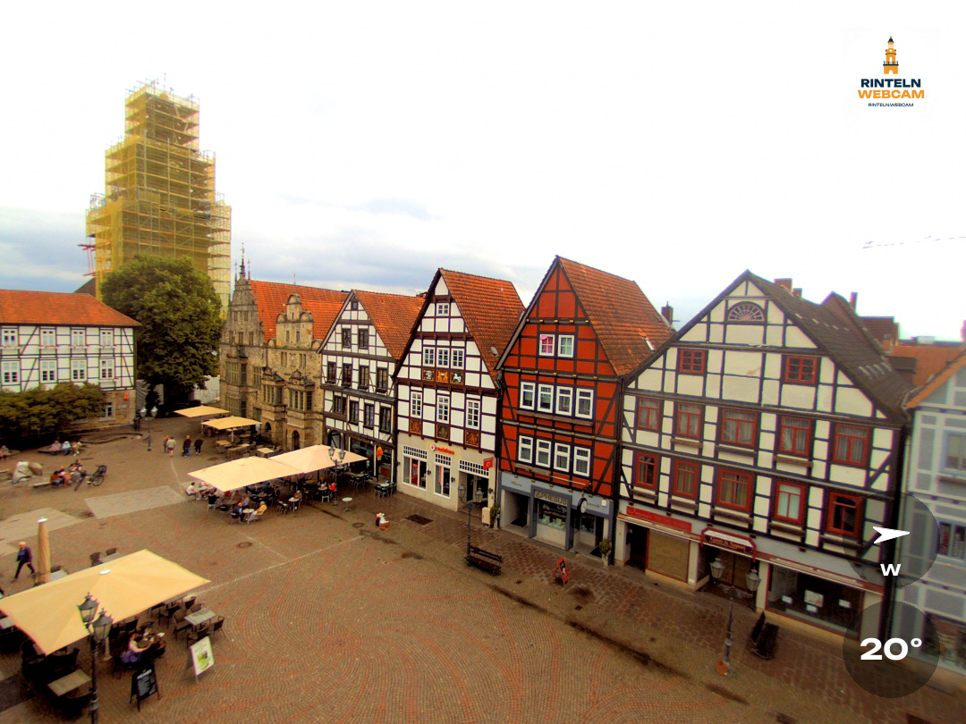 🕒 Update Rinteln (Sicht: Blick auf den Rintelner Marktplatz in Richtung St. Nikolai-Kirche) um 16:00 Uhr: 19,8°C.